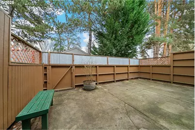 17525 NW Shorewood Dr, Beaverton, OR 97006 - Photo 30