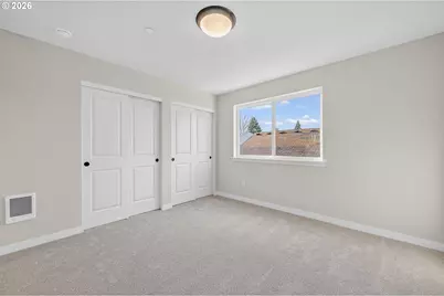 9273 E Burnside St, Portland, OR 97216 - Photo 12