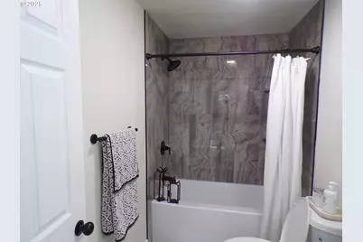 1925 Liberty St, Salem, OR 97317 - Photo 18