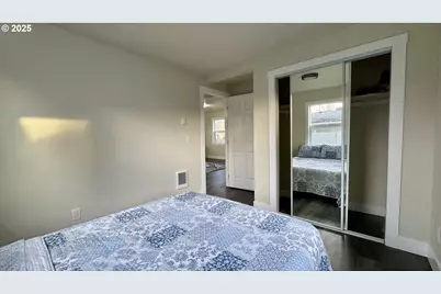 1925 Liberty St, Salem, OR 97317 - Photo 12