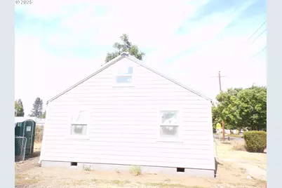 1925 Liberty St, Salem, OR 97317 - Photo 4