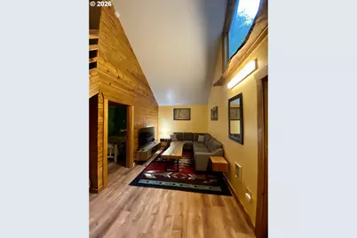 71010 E McFarland Rd, Rhododendron, OR 97049 - Photo 4