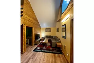 71010 E McFarland Rd, Rhododendron, OR 97049 - Photo 4