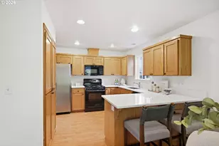 2769 Mallory Ln, Eugene, OR 97401 - Photo 4