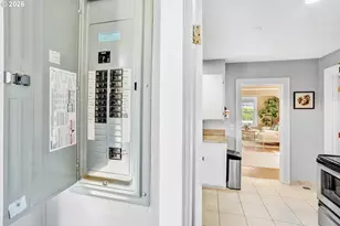 9842 SE Harold St, Portland, OR 97266 - Photo 28