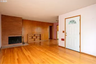 6208 SE Woodstock Blvd, Portland, OR 97206 - Photo 4