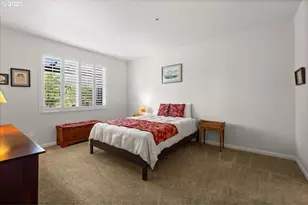 615 NW Lost Springs Terrace, Portland, OR 97229 - Photo 18