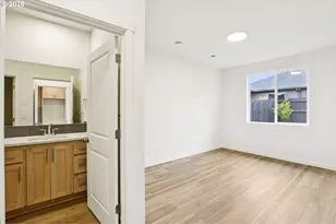 1808 NW 18th St, Battle Ground, WA 98604 - Photo 8