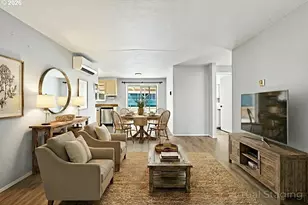 325 W N St, Springfield, OR 97477 - Photo 8