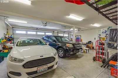 1904 NW Maryland St, Camas, WA 98607 - Photo 38