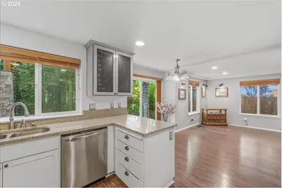 19240 SW Rosedale Ct, Beaverton, OR 97007 - Photo 10