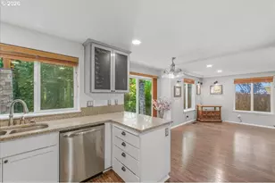 19240 SW Rosedale Ct, Beaverton, OR 97007 - Photo 10