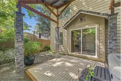 19240 SW Rosedale Ct, Beaverton, OR 97007 - Photo 2