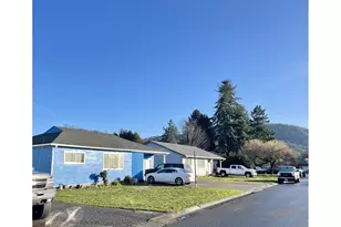 328 Spruce Dr Dr, Brookings, OR 97415 - Photo 2