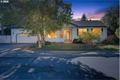 2284 21st St, Florence, OR 97439 - Photo 2