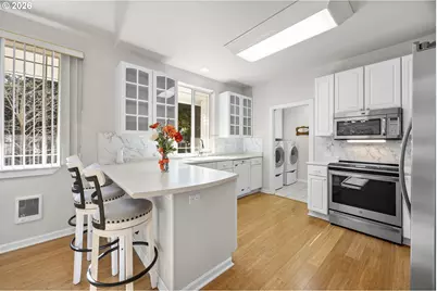 2284 21st St, Florence, OR 97439 - Photo 16