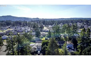 2284 21st St, Florence, OR 97439 - Photo 44