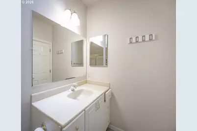 2284 21st St, Florence, OR 97439 - Photo 32