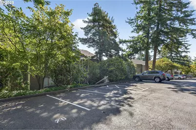 44 Eagle Crest Dr #18, Lake Oswego, OR 97035 - Photo 24