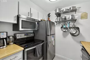 44 Eagle Crest Dr, Lake Oswego, OR 97035 - Photo 10