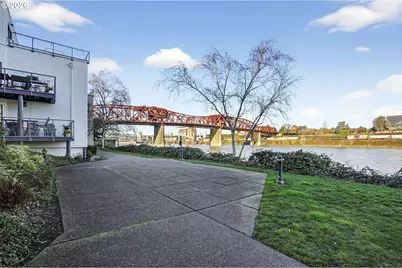 910 NW Naito Pkwy #i18, Portland, OR 97209 - Photo 20