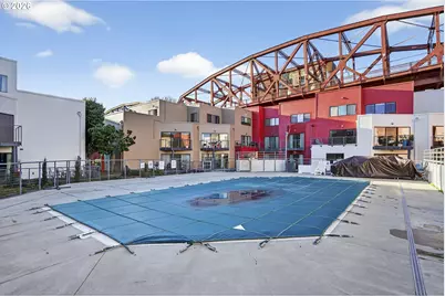 910 NW Naito Pkwy #i18, Portland, OR 97209 - Photo 24