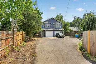 2926 SE 125th Ave, Portland, OR 97236 - Photo 2