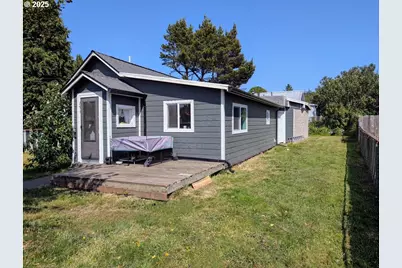 293 N Empire Blvd, Coos Bay, OR 97420 - Photo 1