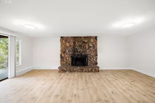 275 NE Scott Dr, Gresham, OR 97030 - Photo 14