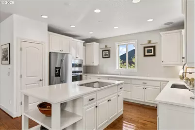 4794 Coho Ln, West Linn, OR 97068 - Photo 18