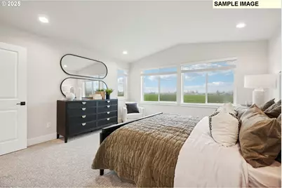 708 Magnolia Ave #44, Woodburn, OR 97071 - Photo 4