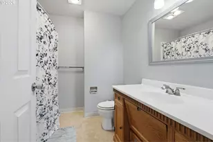 1820 SE Mulberry Ct, McMinnville, OR 97128 - Photo 18