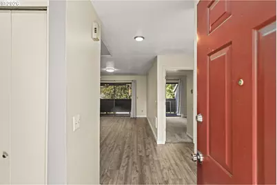 603 SE 148th Ave, Portland, OR 97233 - Photo 2