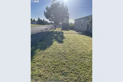 5660 Daisy St #31, Springfield, OR 97478 - Photo 4