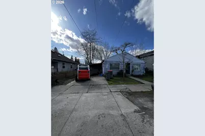 1215 NE Irvine St, McMinnville, OR 97128 - Photo 2