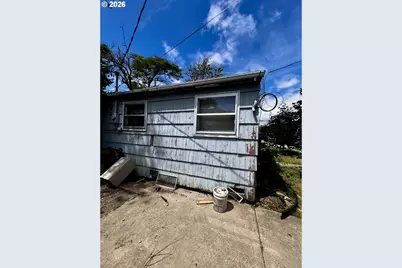1215 NE Irvine St, McMinnville, OR 97128 - Photo 24