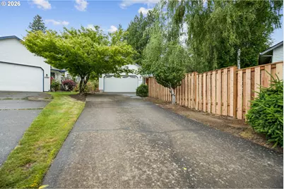 2393 SW 1st St, Gresham, OR 97080 - Photo 44