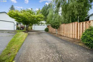 2393 SW 1st St, Gresham, OR 97080 - Photo 44