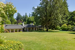 12727 S Iron Mountain Blvd, Portland, OR 97219 - Photo 40