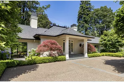 12727 S Iron Mountain Blvd, Portland, OR 97219 - Photo 46