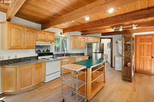 1208 W 28th Ave, Eugene, OR 97405 - Photo 14