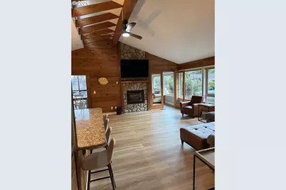 1253 NE East Lagoon Dr, Lincoln City, OR 97367 - Photo 6