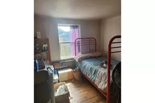 195 S 51st St, Springfield, OR 97478 - Photo 4