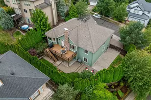 9588 SE Nicholas Dr, Happy Valley, OR 97086 - Photo 44
