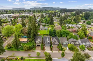 21936 NE Couch St, Gresham, OR 97030 - Photo 48