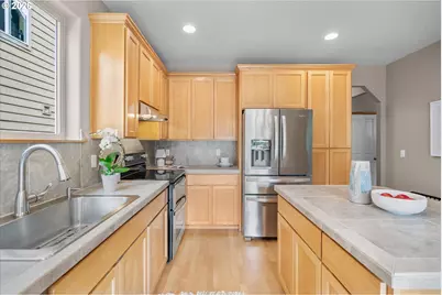 21936 NE Couch St, Gresham, OR 97030 - Photo 16