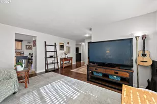 1011 Rose St, Junction City, OR 97448 - Photo 10