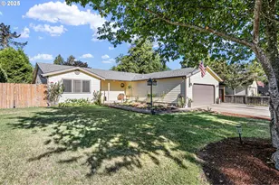 1011 Rose St, Junction City, OR 97448 - Photo 2