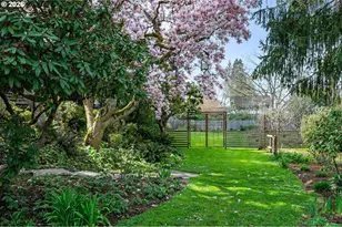 2260 Lincoln St, Eugene, OR 97405 - Photo 46