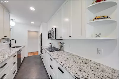 3815 N Willis Blvd, Portland, OR 97217 - Photo 12
